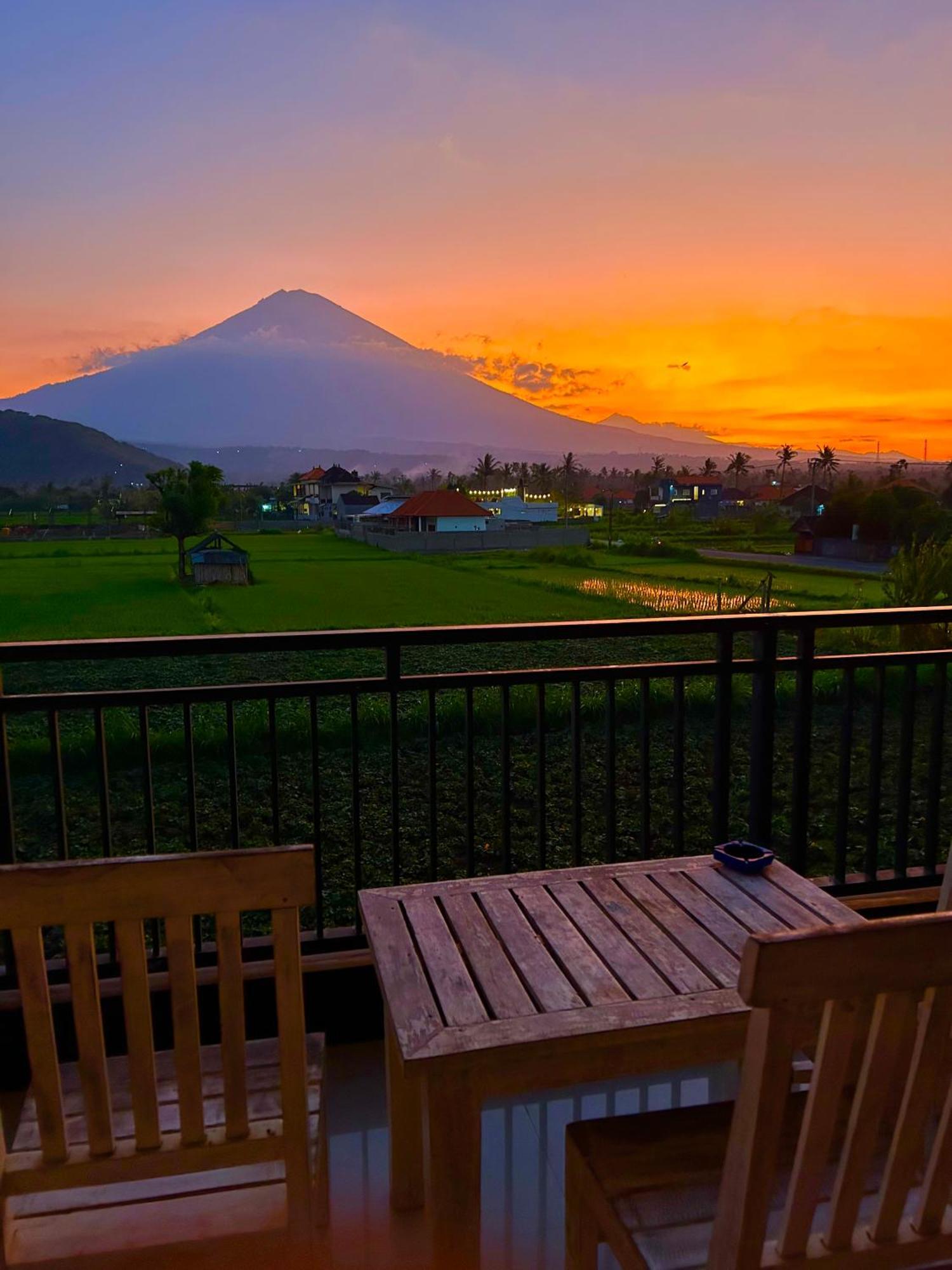 D'Uma Amed Homestay Dış mekan fotoğraf